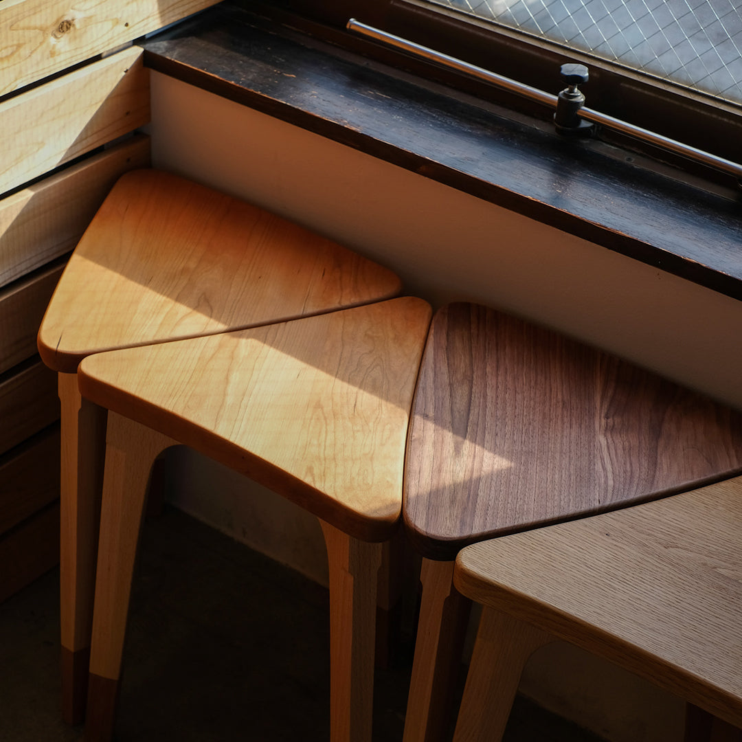 Lien stool(リアンスツール)