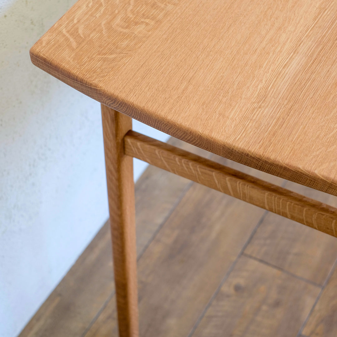 MON desk(モンデスク)