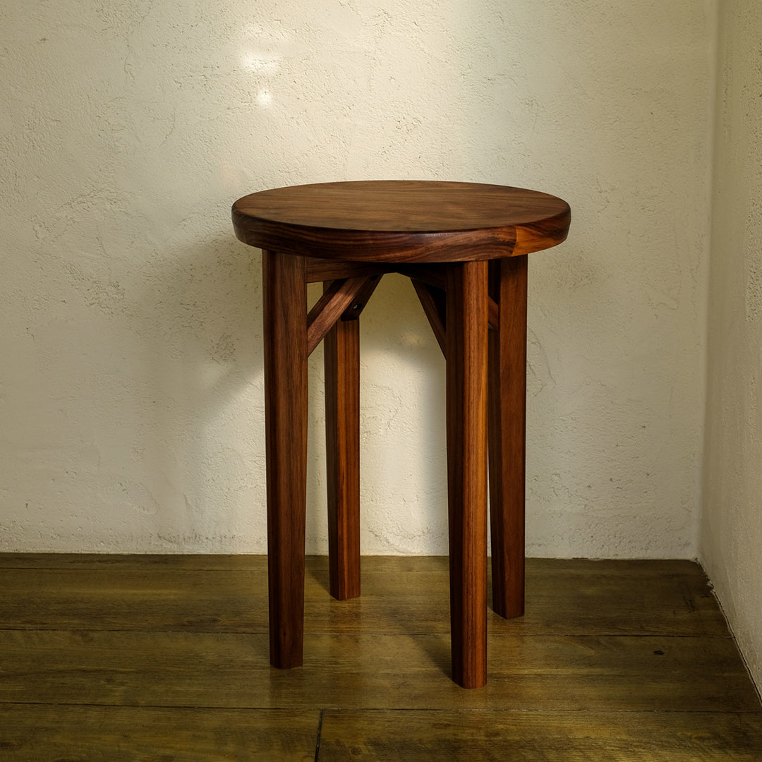daen stool(ダエンスツール)